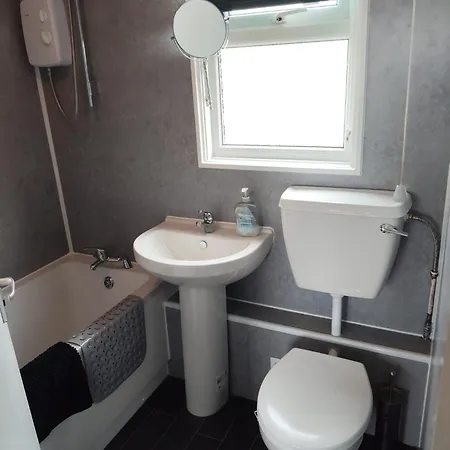 Hemsby Hideaway Villa Great Yarmouth Exterior photo